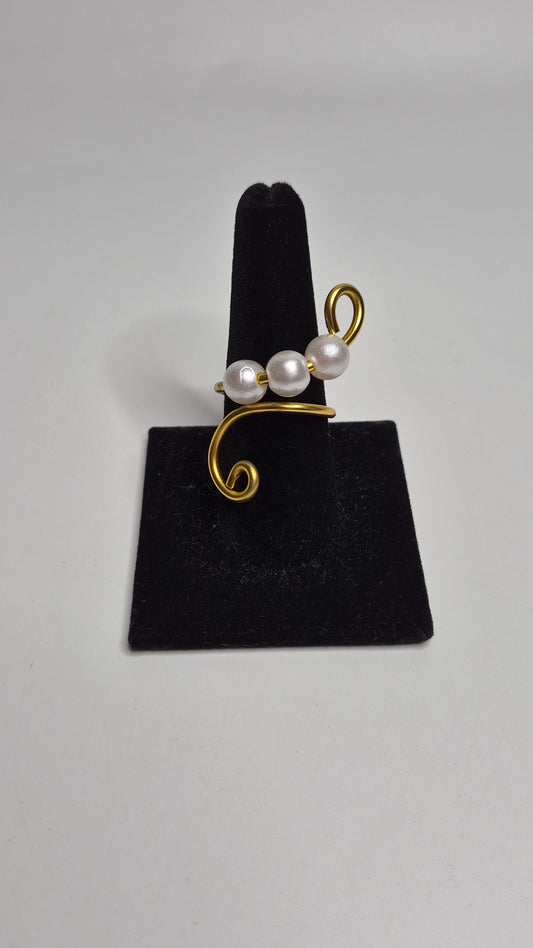 Novah Wire Ring