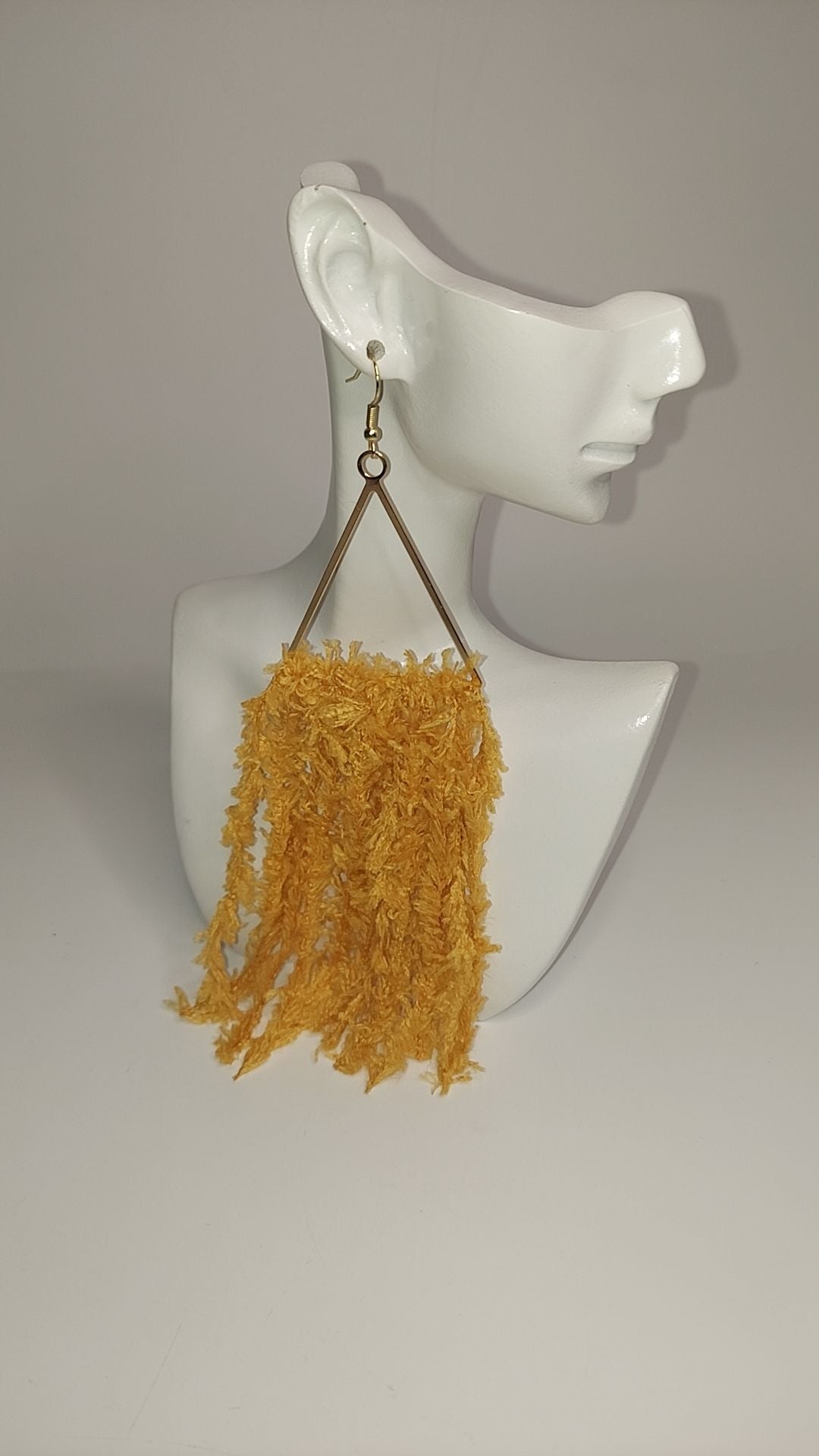 Falling Out Feather Earrings