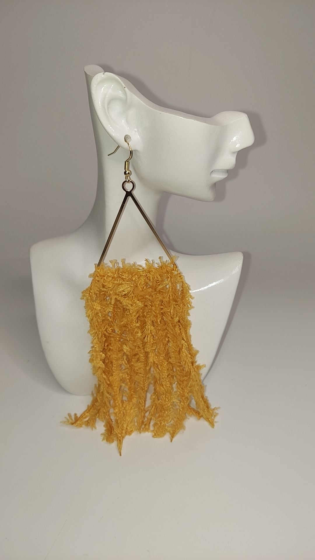 Falling Out Feather Earrings