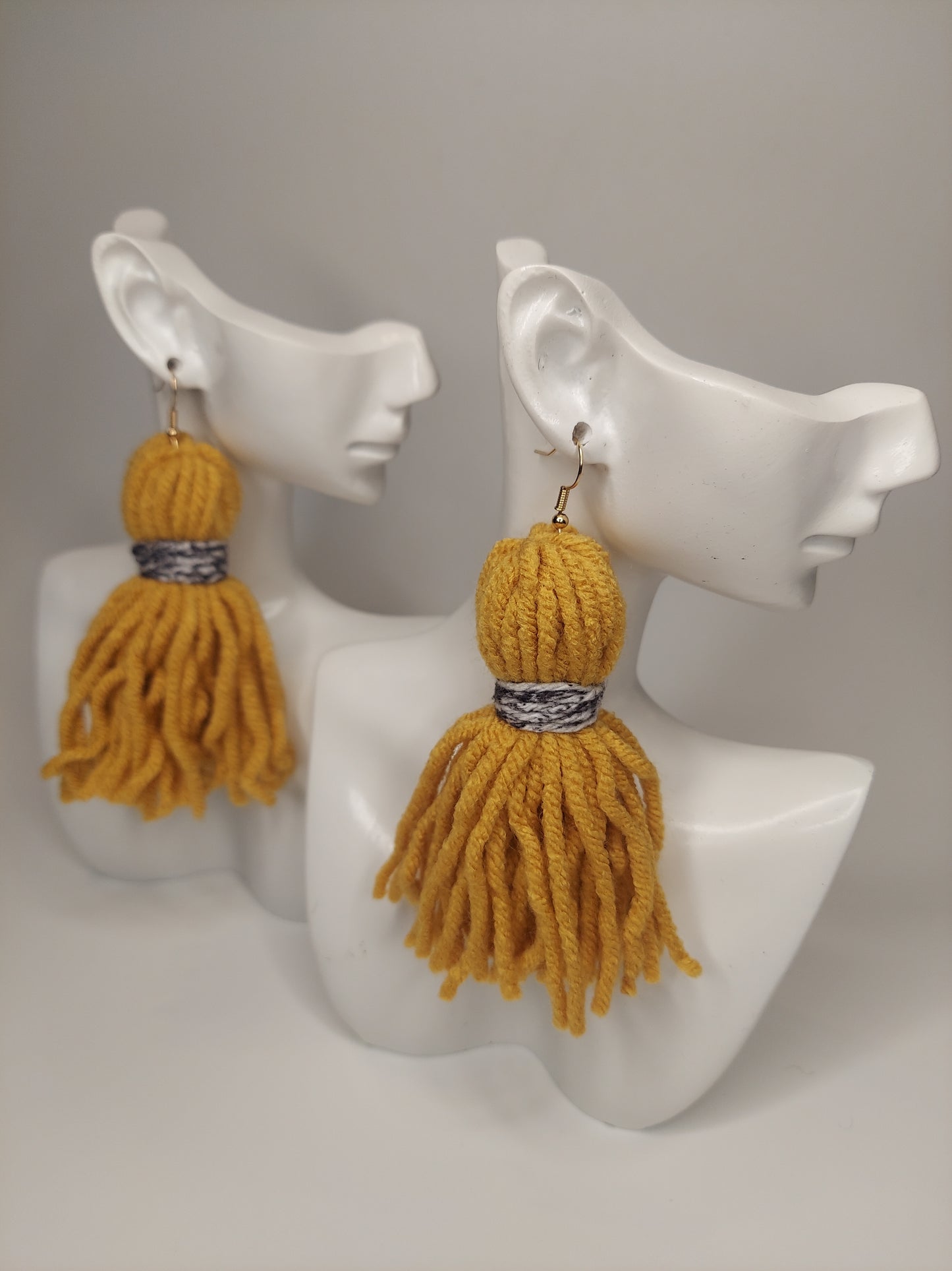 Tassels Earrings "Ms. Toni"